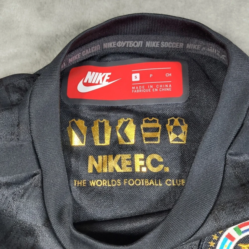 Nike Soccer Jersey Mens Small Check FC 2018 World Cup Training Football Flags - Picture 6 of 9